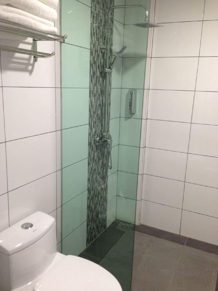 Nagoya Inn Hotel Kuah Eksteriør bilde